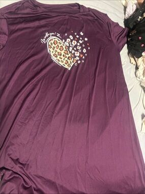 Purple Heart Graphic Tee with Leopard Detail